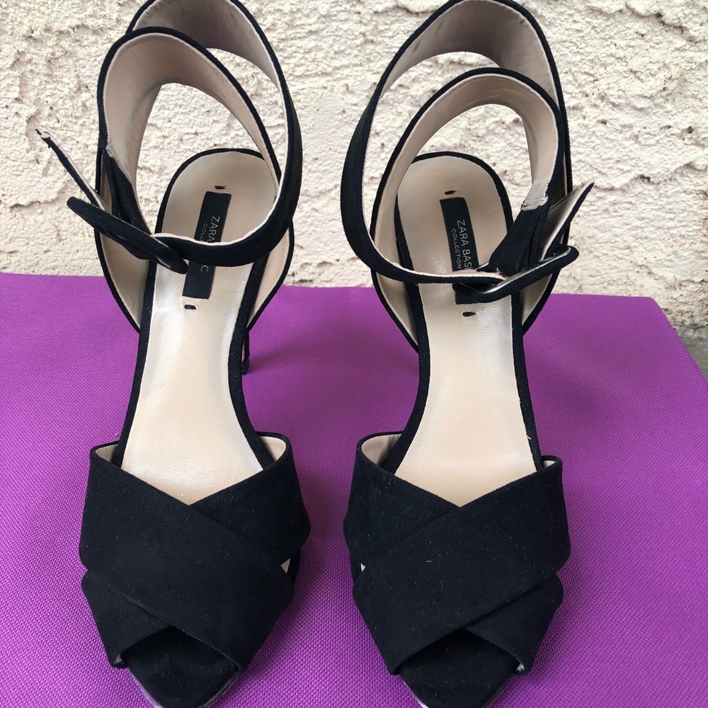 Zara peep toe ankle strap sandal